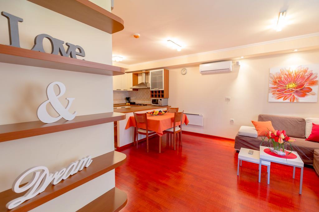 Leona & Borna'S Central Lapad Suites Dubrovnik Exterior foto