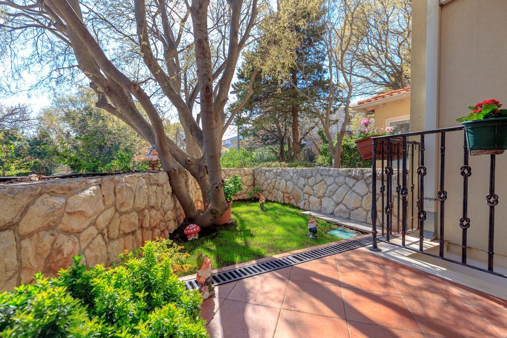 Leona & Borna'S Central Lapad Suites Dubrovnik Exterior foto